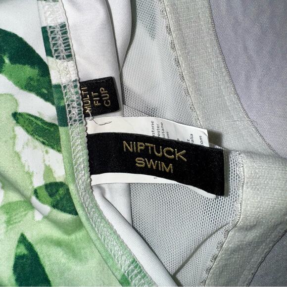 NIPTUCK Swim Green Oasis Isla “Joanne” C/D Padded Cup Wireless One-Piece 6 Small - Picture 4 of 9